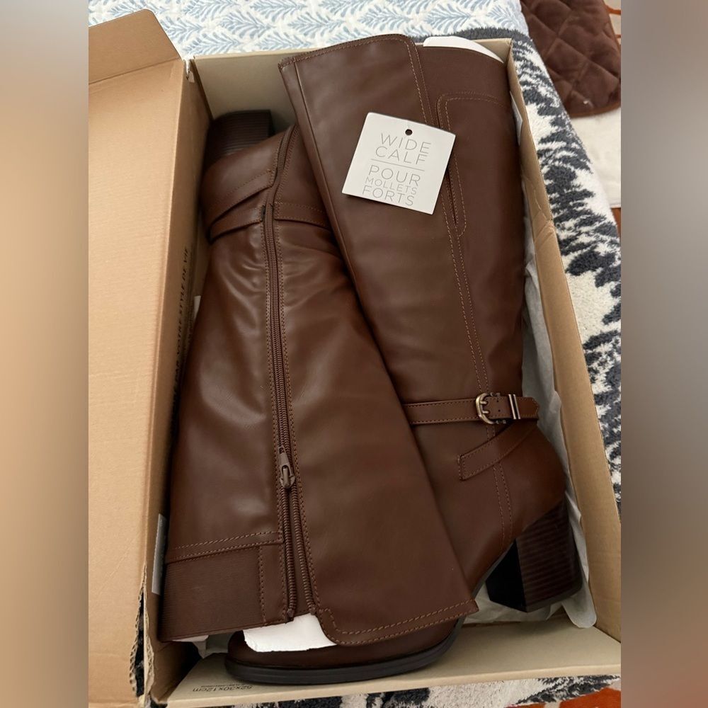 🩷 New Naturalizer Uptown Knee High Brown Wide Calf heeled Leather Boots 12